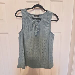 Cable ,& Guage Large light teal eyelet summer sleeveless top